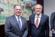 Pelo Estado | Presidente da Fiesc pede moveis e madeira como prioridade em exceções